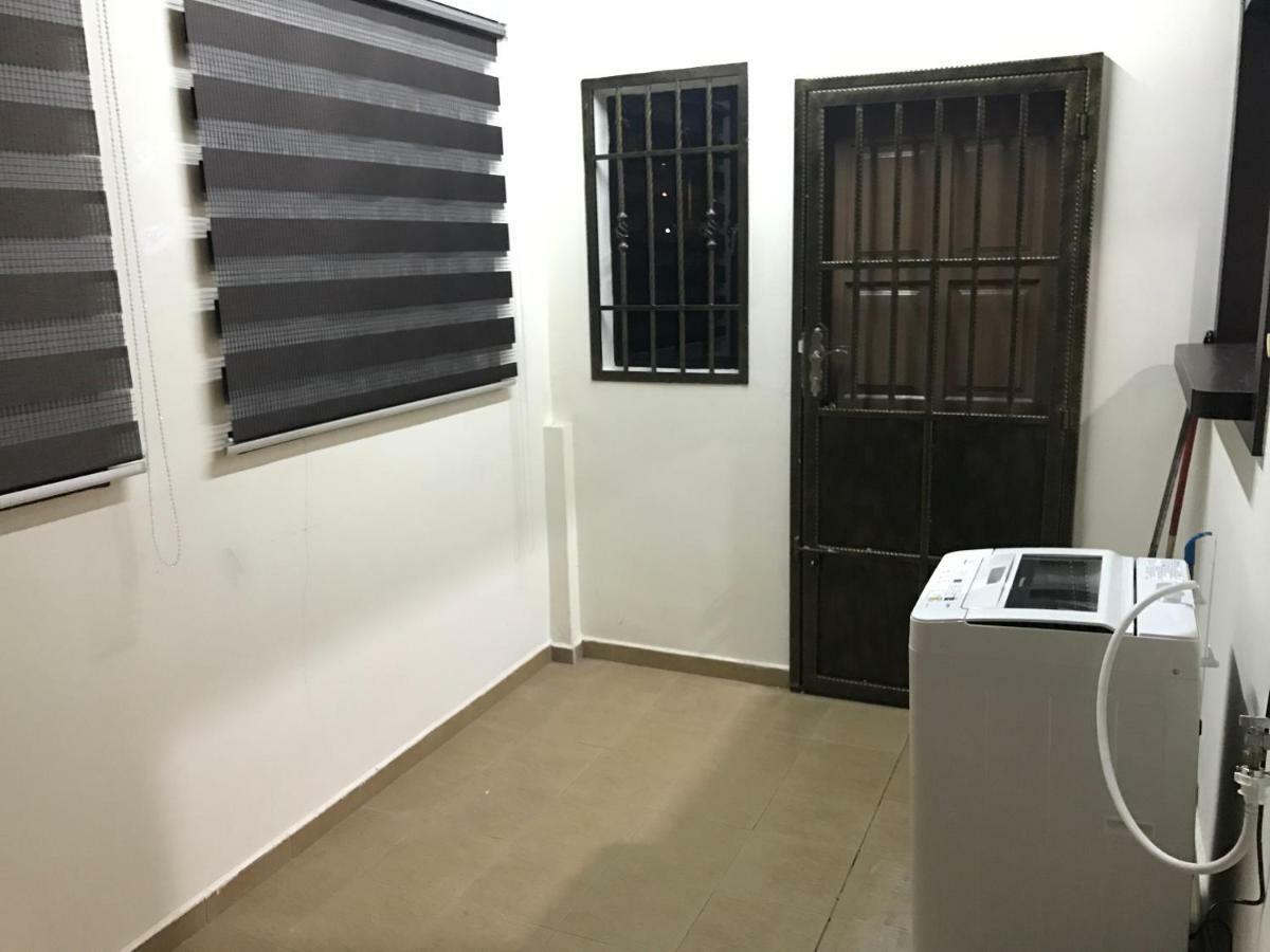 Villaparadise Homestay 바투 파핫 외부 사진